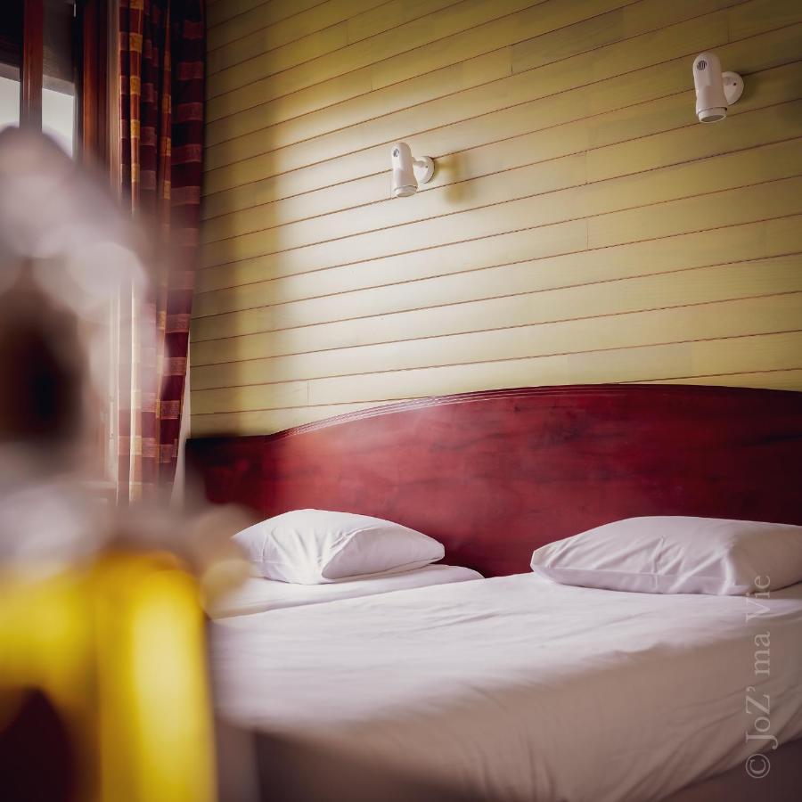 Grand Hotel De La Poste - Lyon Sud - Vienne エクステリア 写真